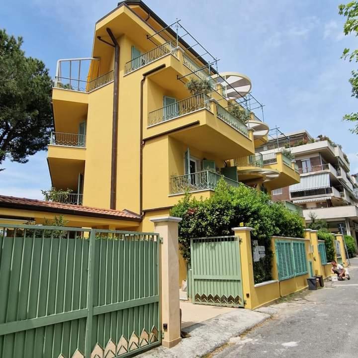 Il Viale Apartman Massa Kültér fotó
