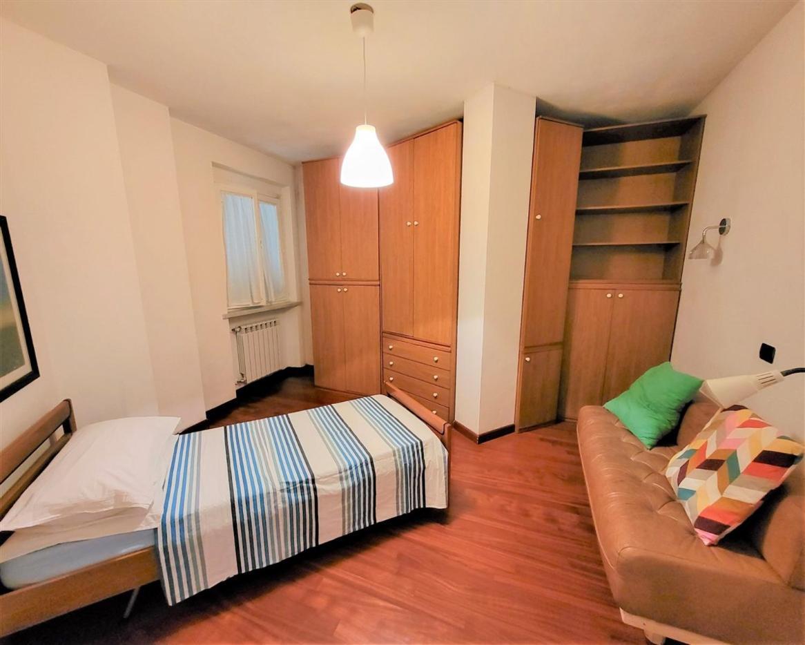 Il Viale Apartman Massa Szoba fotó